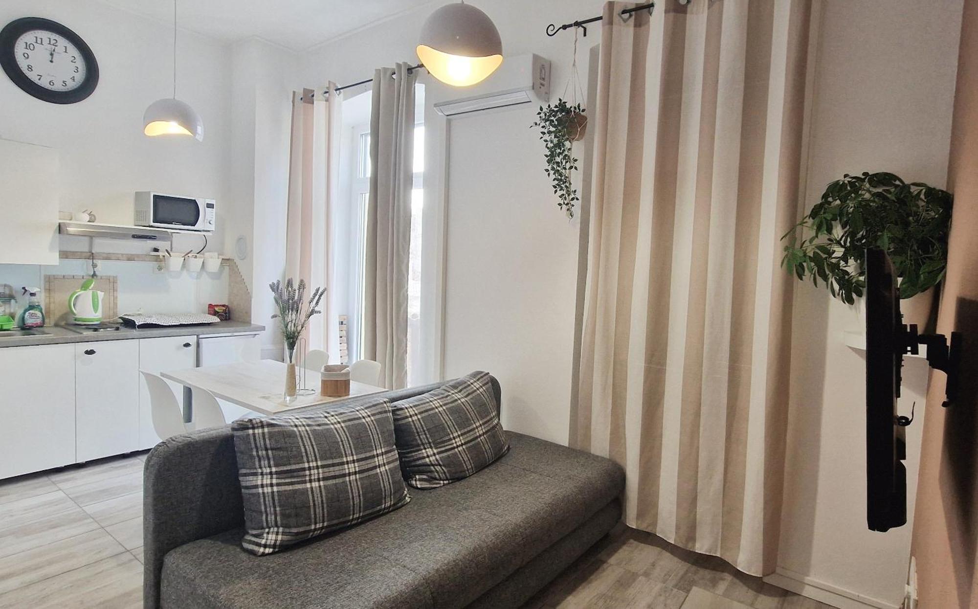 Apartment Megy With Balcony In City Center Crikvenica Eksteriør bilde