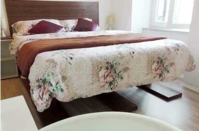 Apartment Megy With Balcony In City Center Crikvenica Eksteriør bilde